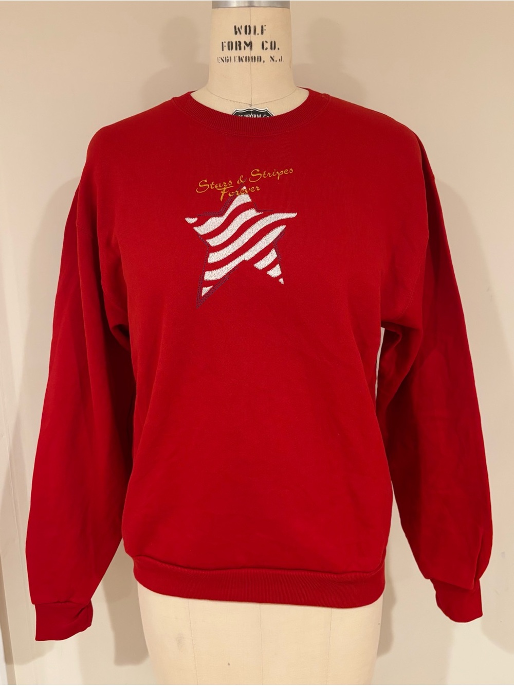 Jerzees Red Crewneck Sweatshirt with White Star Stripe Graphic women’s M